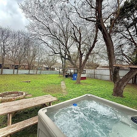 Canyon Lake River House Retreat-Location With Hot Tub 外观 照片